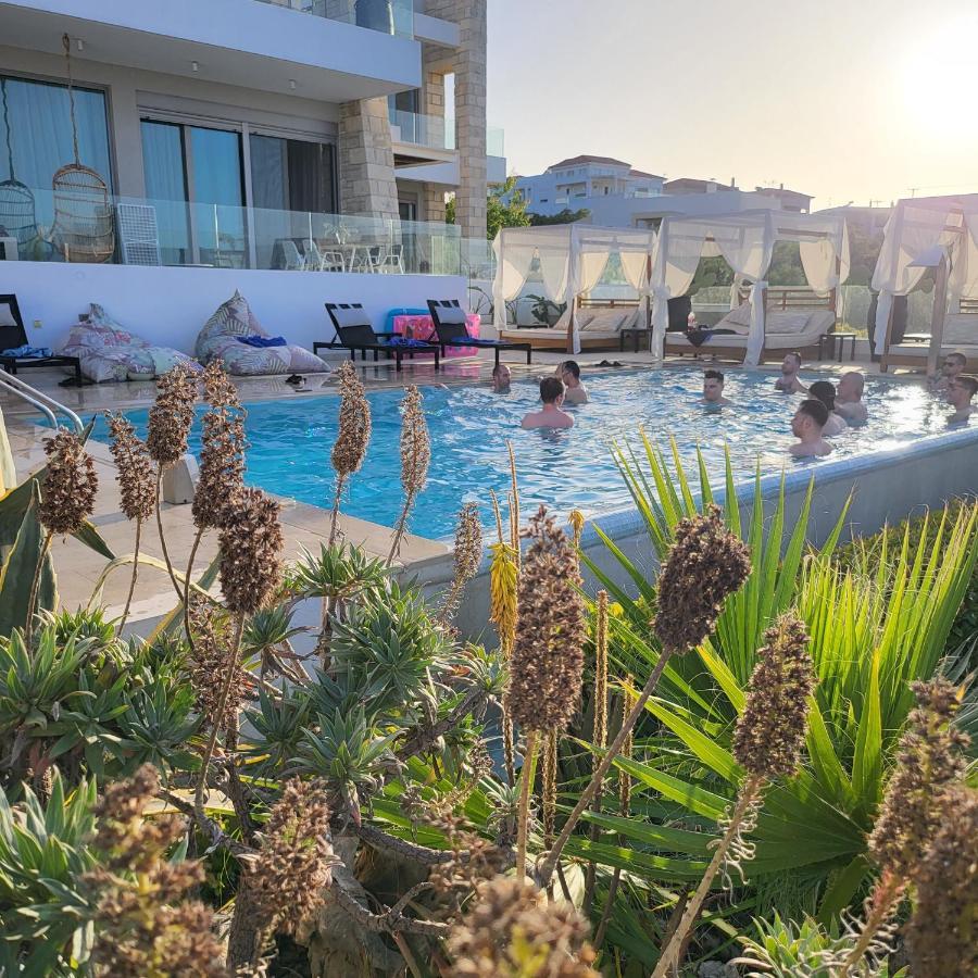 העיירה רתימנו Made Of Blue Luxury Suites Collection מראה חיצוני תמונה
