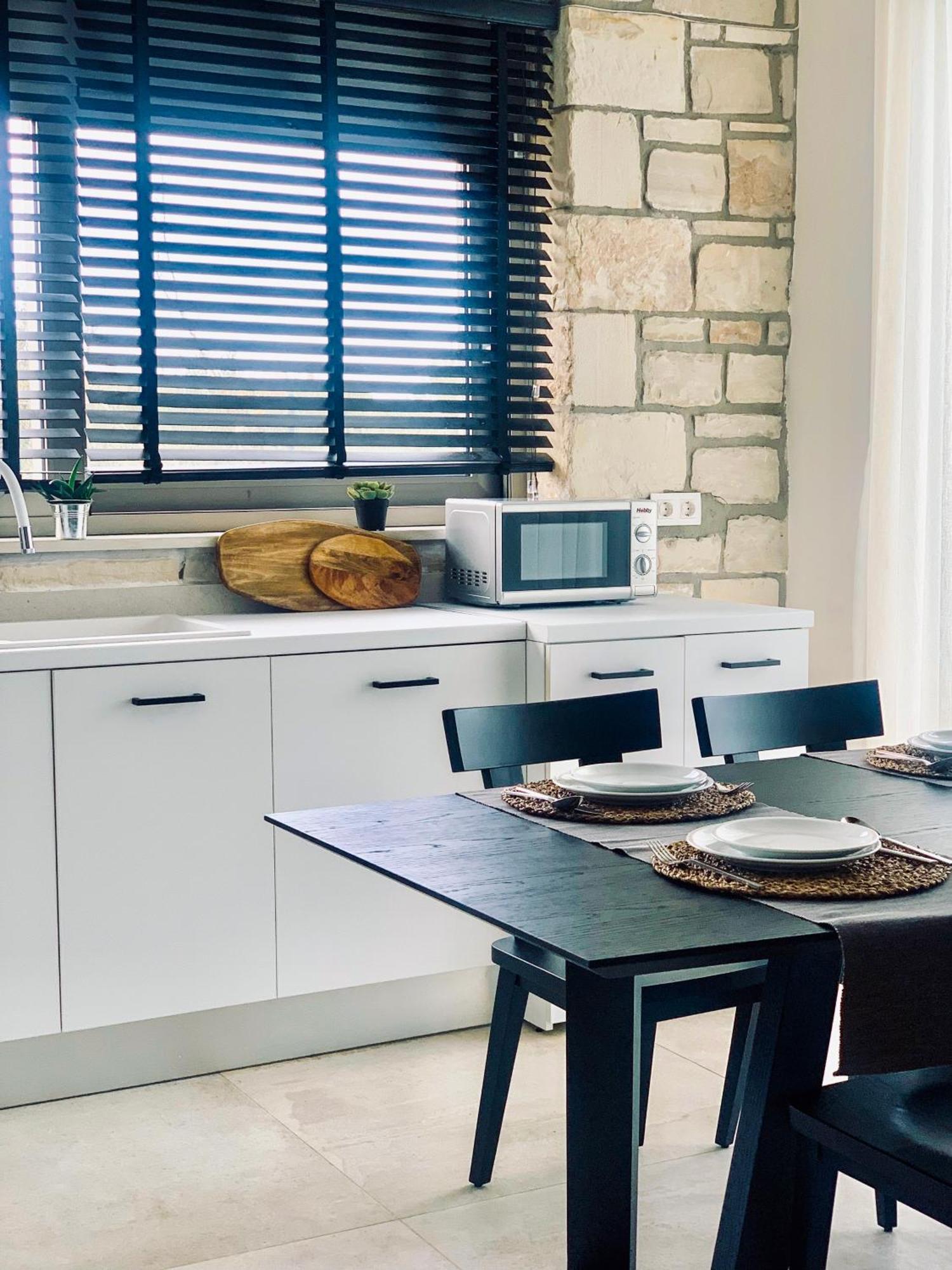 העיירה רתימנו Made Of Blue Luxury Suites Collection מראה חיצוני תמונה