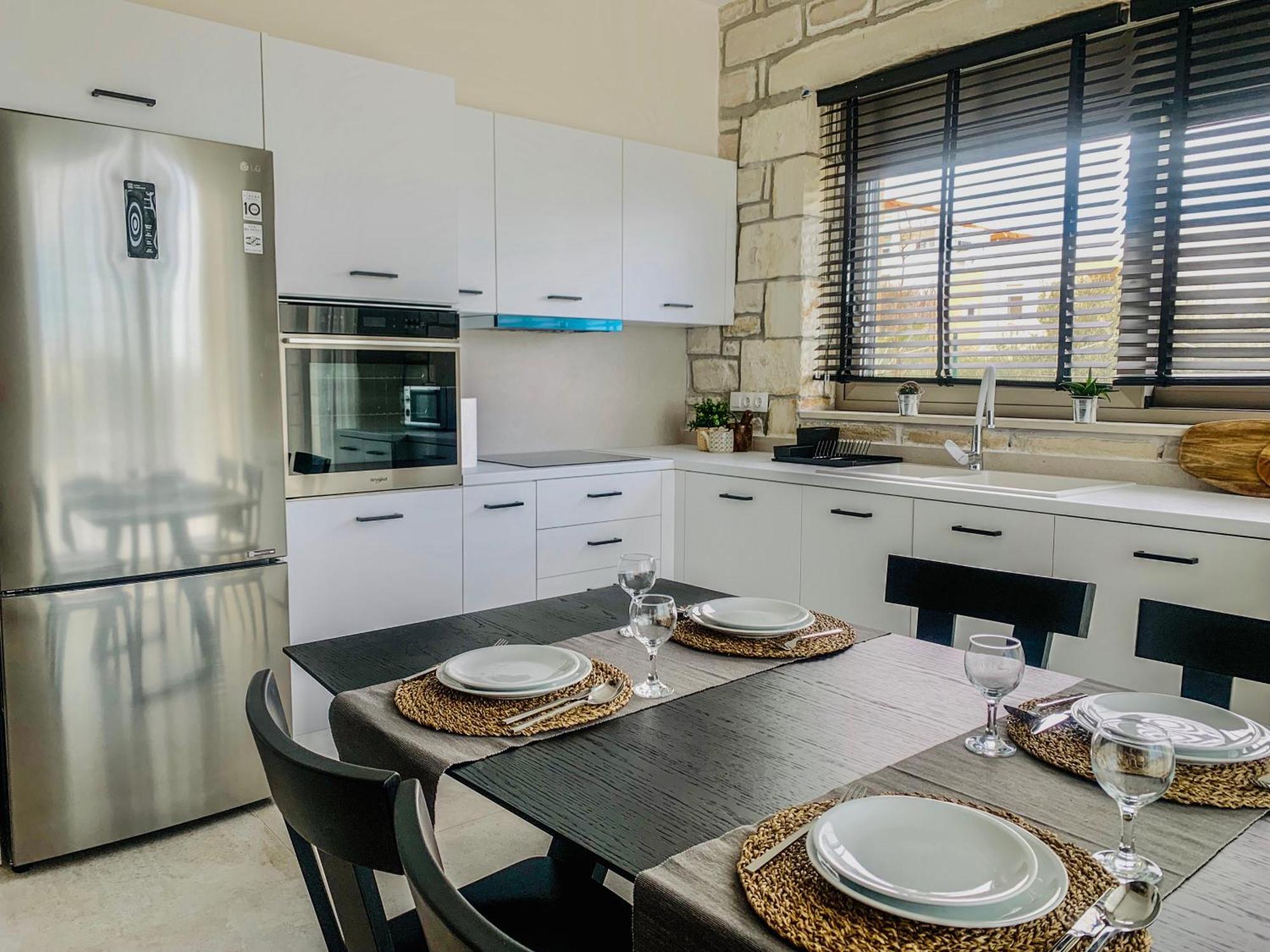 העיירה רתימנו Made Of Blue Luxury Suites Collection מראה חיצוני תמונה