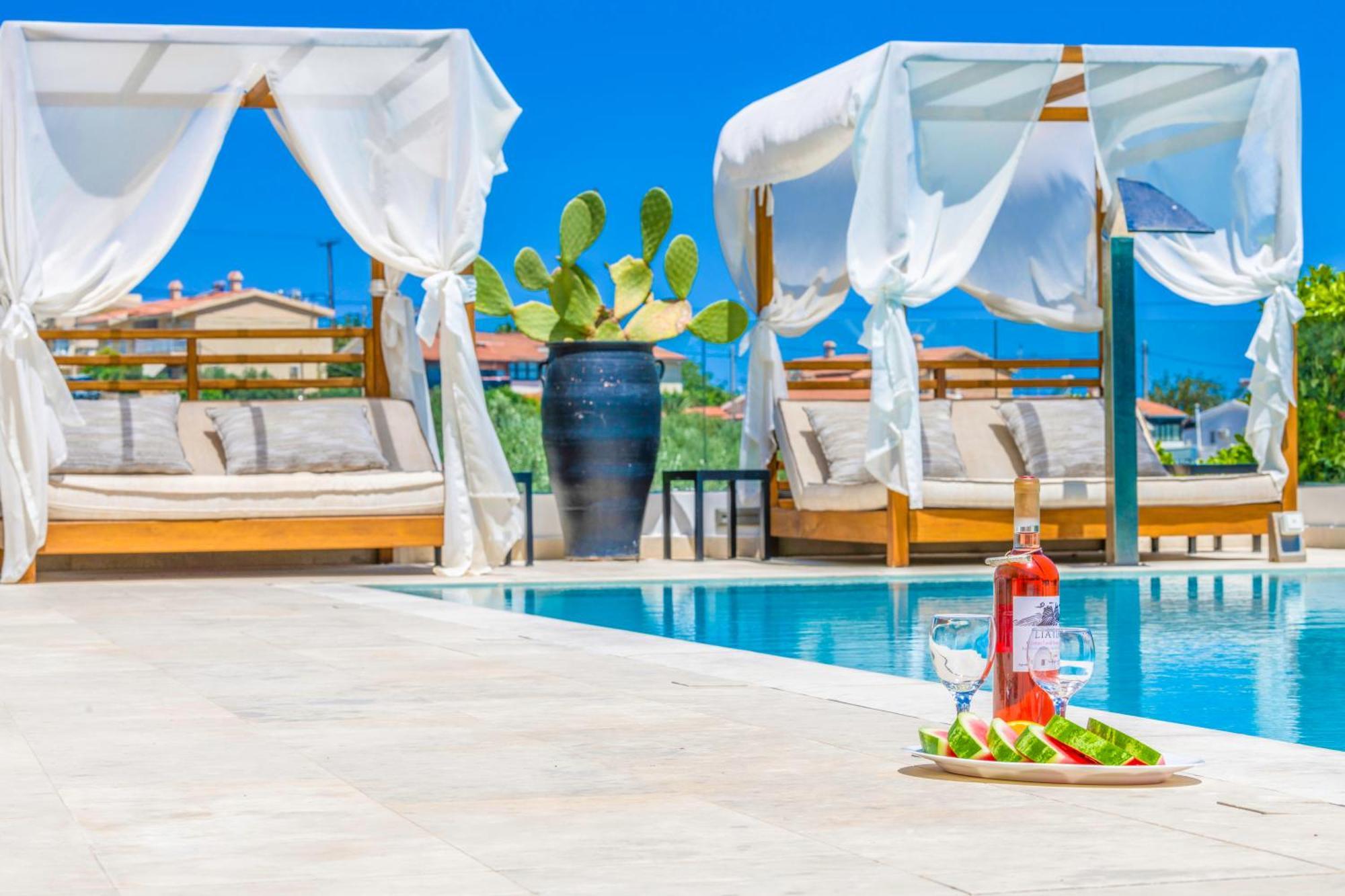 העיירה רתימנו Made Of Blue Luxury Suites Collection מראה חיצוני תמונה