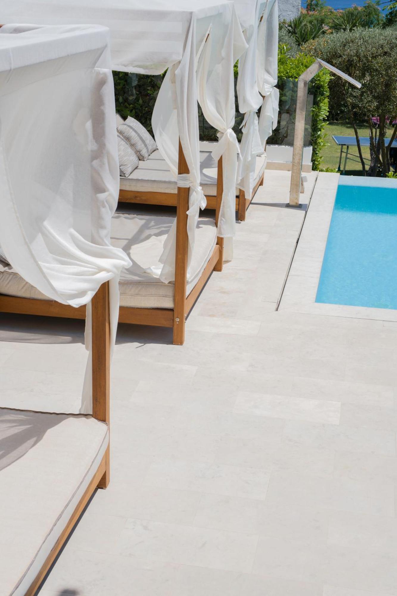 העיירה רתימנו Made Of Blue Luxury Suites Collection מראה חיצוני תמונה