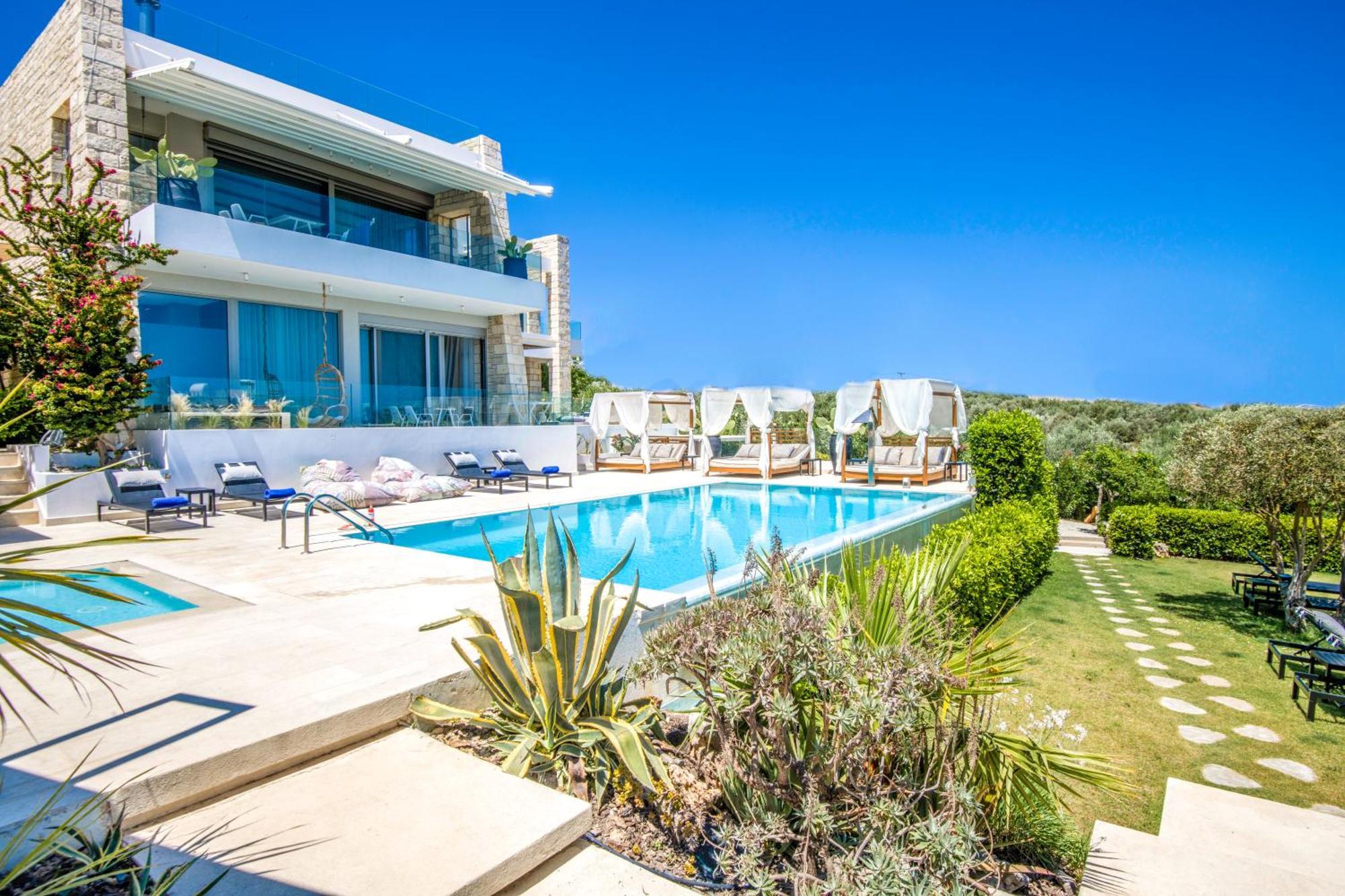 העיירה רתימנו Made Of Blue Luxury Suites Collection מראה חיצוני תמונה